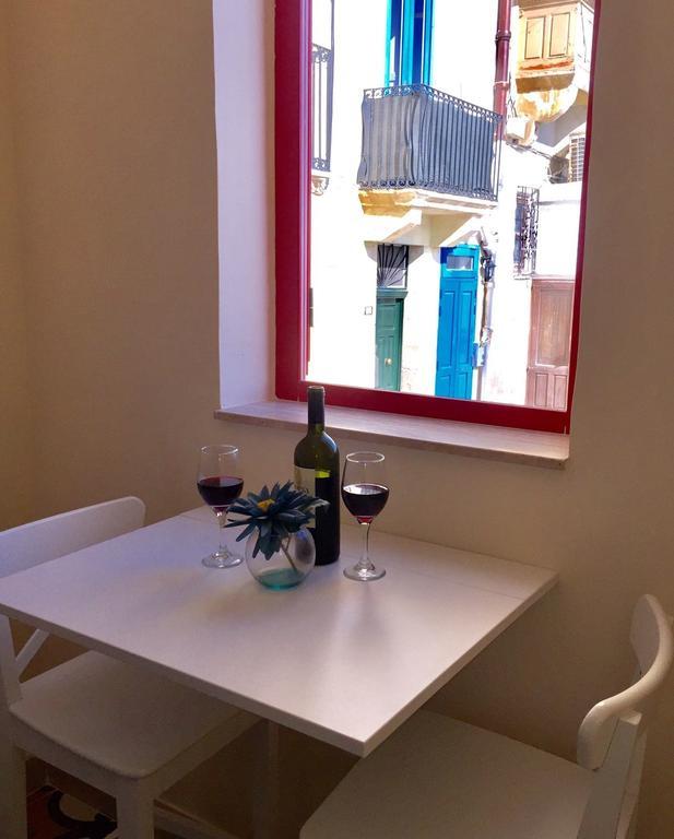 Luciano Valletta Studio - Self Catering Exterior foto